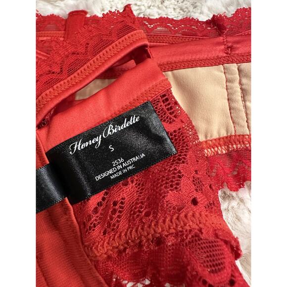 Honey Birdette SAVANNAH❤️ Red Floral Lace Garter Suspender Belt Small - Picture 6 of 6